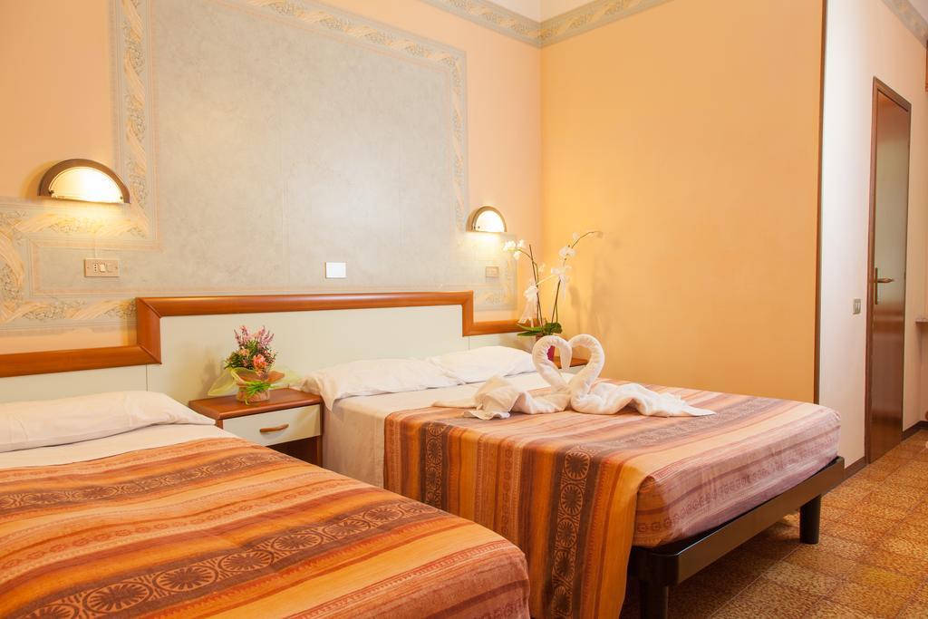 Hotel Ricordo Du Parc 3*